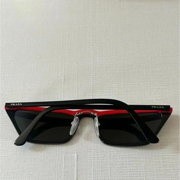 Prada Ultravox Special Collection - Picture 4 of 5